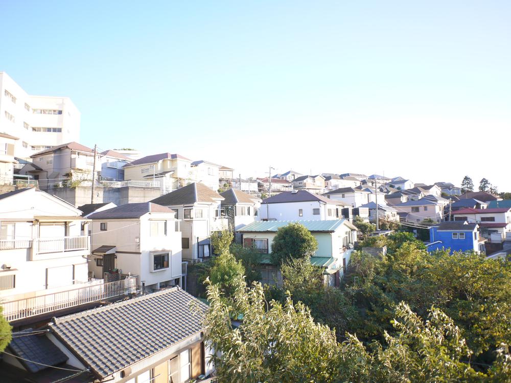 View photos from the dwelling unit. View from C Building site (November 2013) Shooting