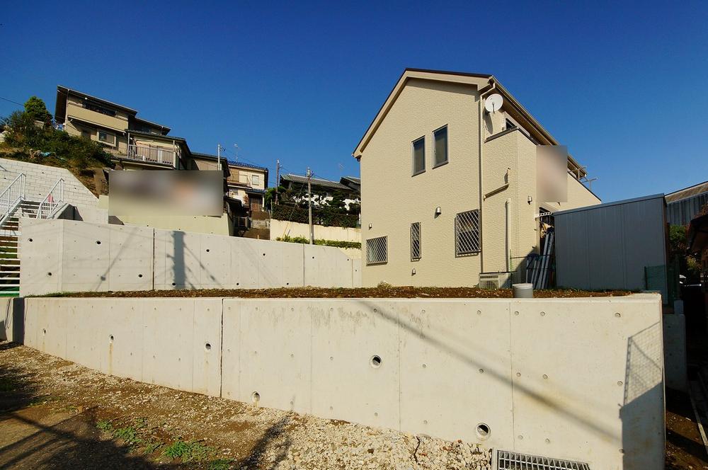 Local appearance photo