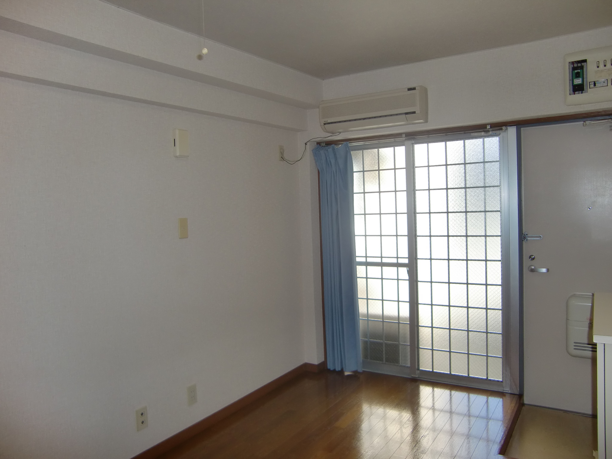 Living and room