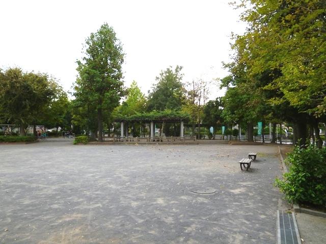 park. Nishihara 270m until the first park  A 4-minute walk