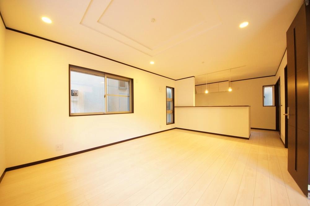 Living. Indoor (12 May 2013) Shooting, Is LDK17 Pledge of face-to-face kitchen.