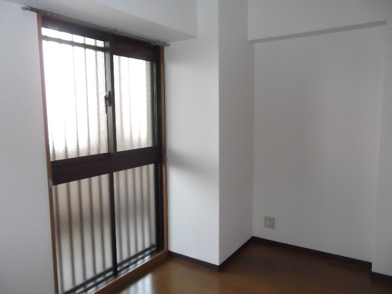 Other room space. Western-style 5 Pledge