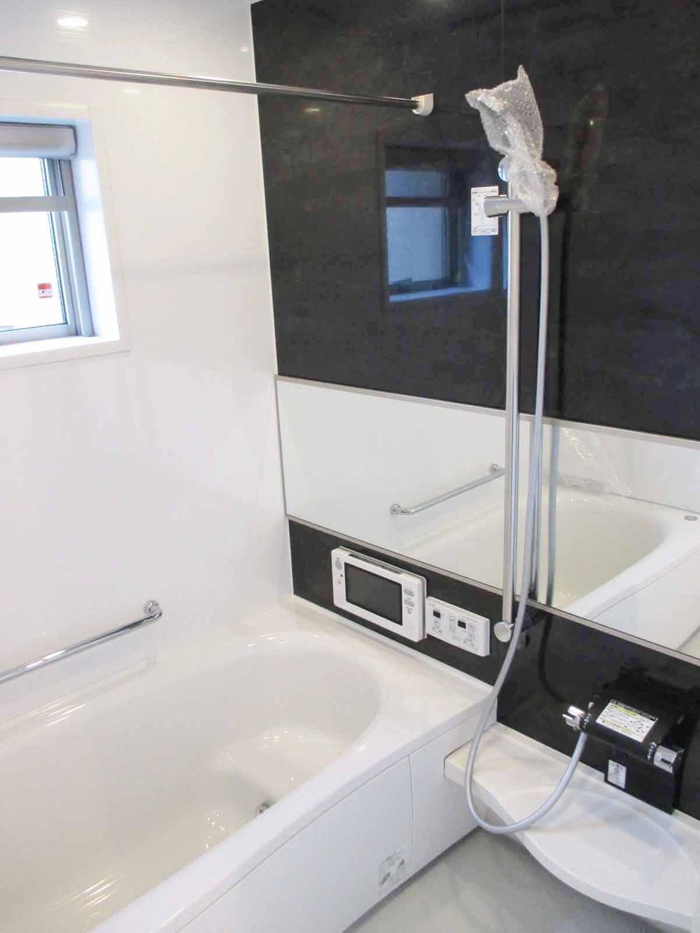 Bathroom. Indoor (11 May 2013) Shooting