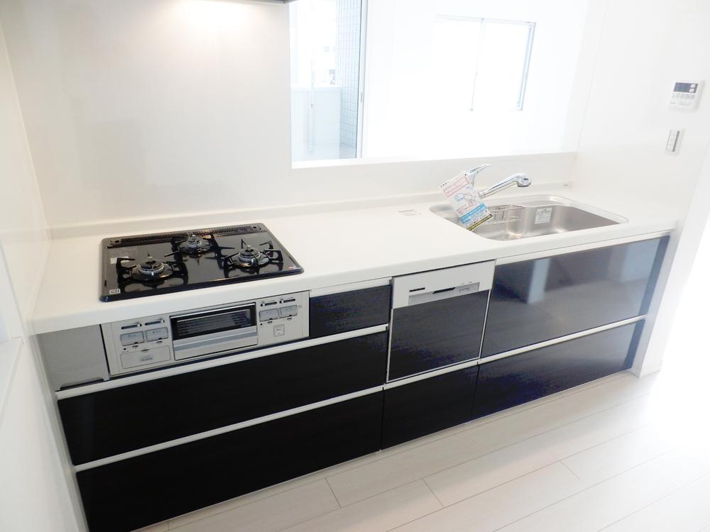 Same specifications photo (kitchen). Dishwasher ・ It is a water purifier systems with kitchen! 3-burner stove, Cooking space is also widely, Ease of use is outstanding (the company specification example)
