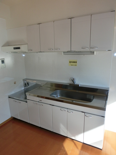 Kitchen. Heights MM room photo