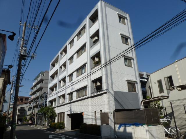 Local appearance photo. Local (10 May 2013) Shooting