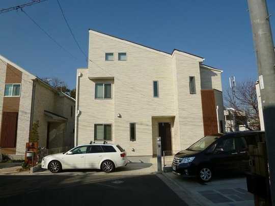 Local appearance photo. Many appearance Photo 1 (2013 December shooting) window, There is a feeling of opening.