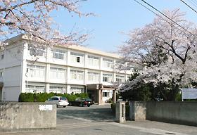 high school ・ College. 1955m to the Kanagawa Prefectural Gwangneung High School