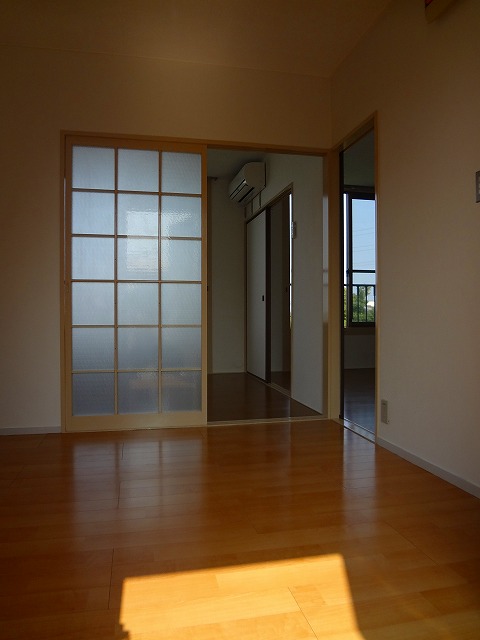 Living and room