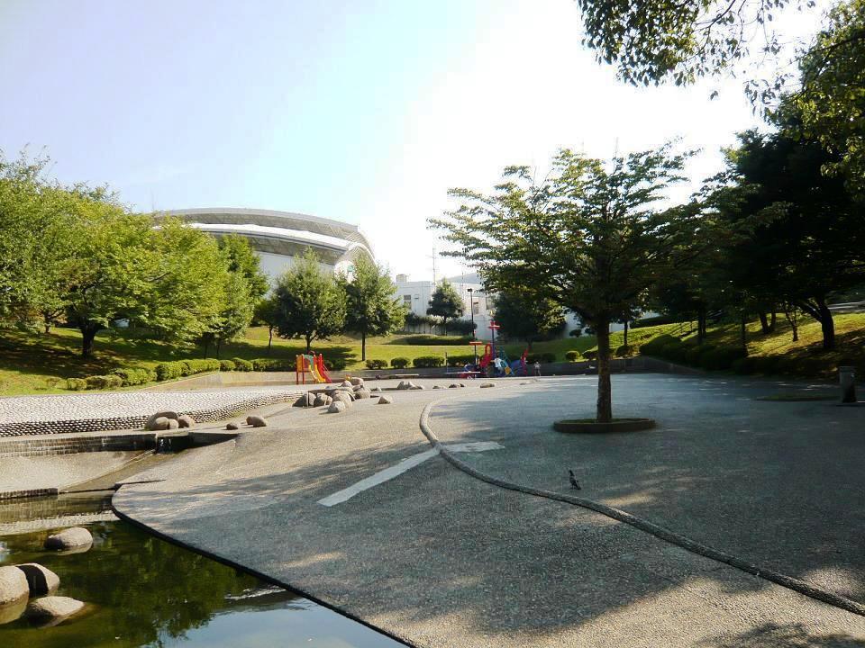 park. 1800m to Shimizu months hill park