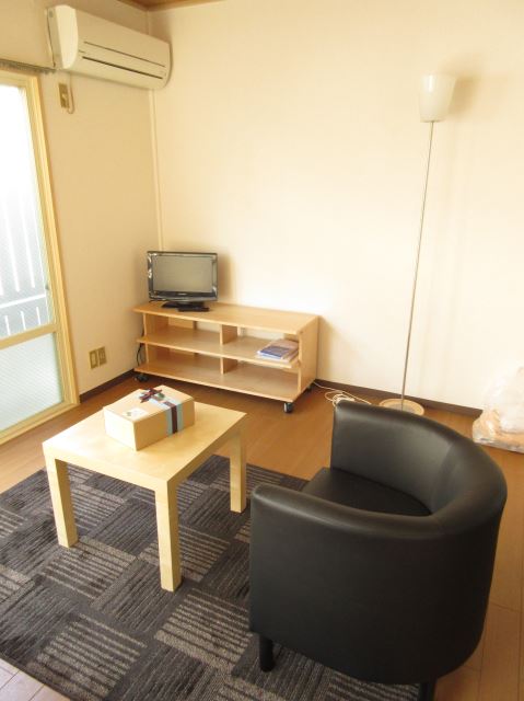 Living and room. Furnished home appliances popular