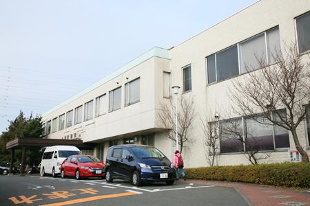 Hospital. 1654m to Yokohama seaman insurance hospital
