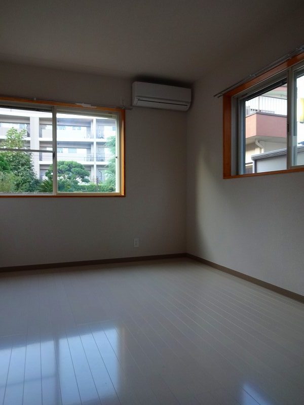 Living and room