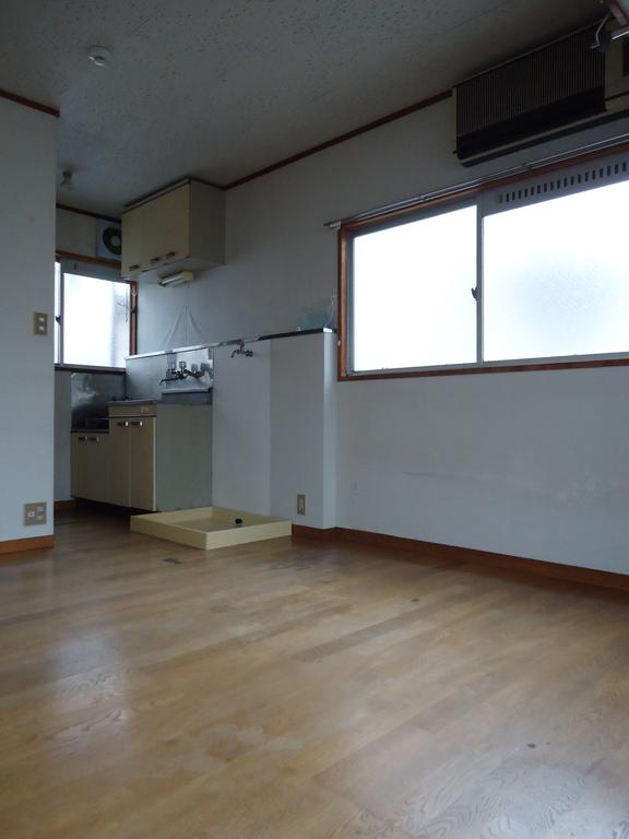 Living and room