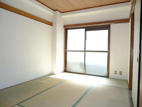Living and room. Japanese-style room 2