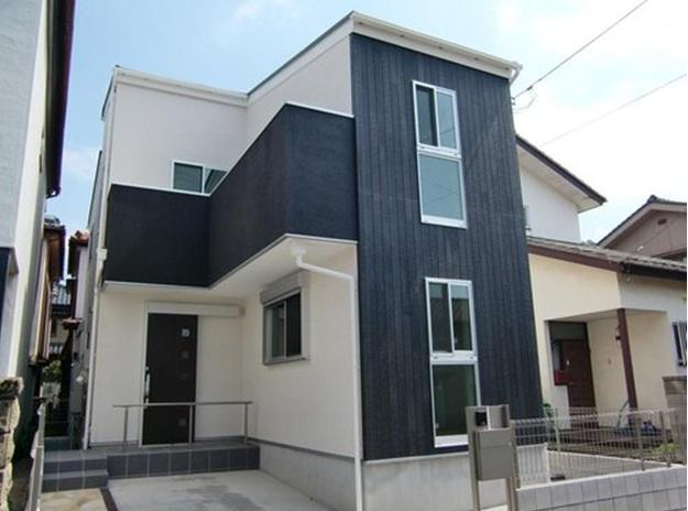 Building plan example (exterior photos). Building plan example Building price 14.5 million yen, Building area 92.74 sq m