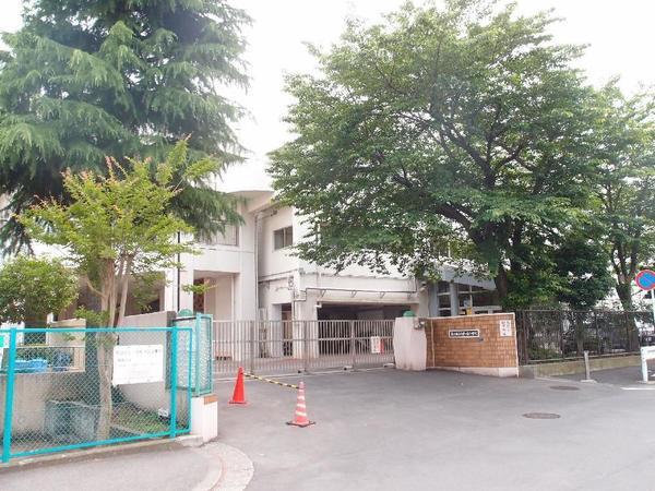 Primary school. 1224m Yokohama Municipal Hatsune up hill elementary school