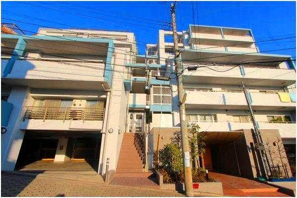 Local appearance photo