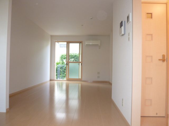 Living and room. It is spacious LDK is easy-to-use