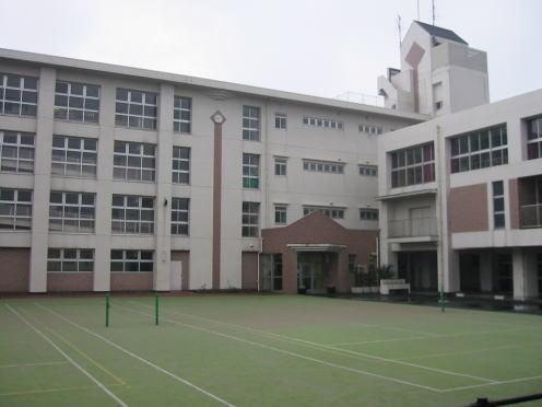 Junior high school. Yokohama Tateiwa Ihara until junior high school 765m