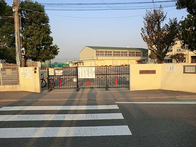 Primary school. Kamisugeda until elementary school 490m