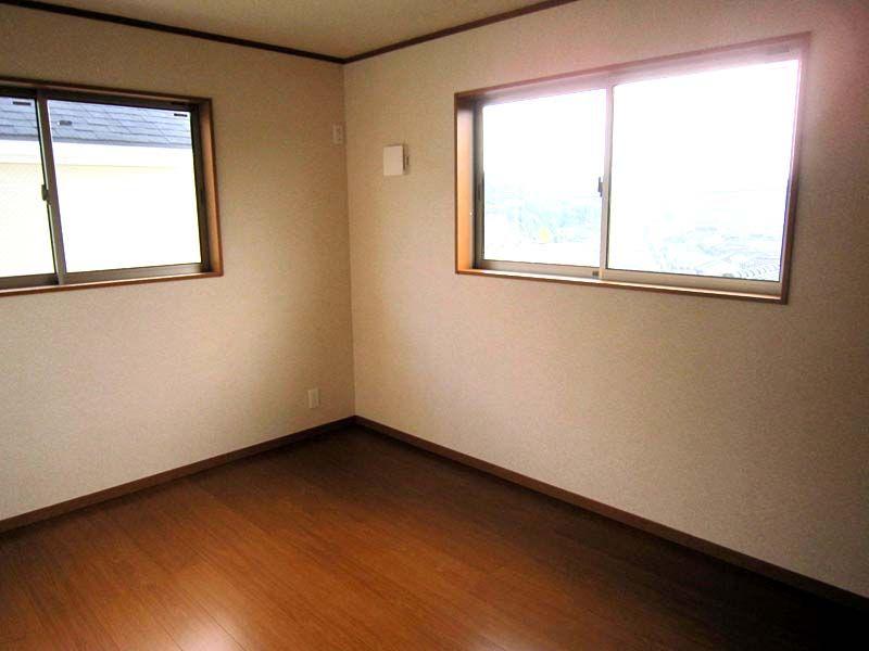 Same specifications photos (Other introspection). Example of construction