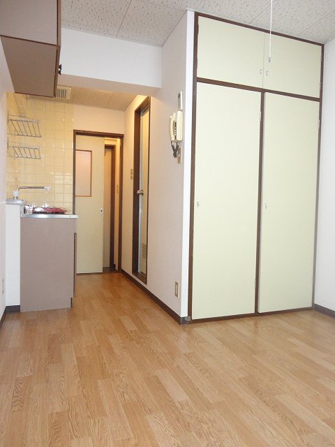 Living and room