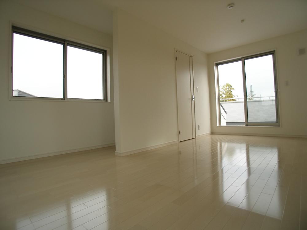 Other local. 3 floor 11 tatami large room, Yang per good on the south-facing! 