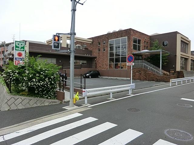 kindergarten ・ Nursery. Akaitori to nursery school 500m