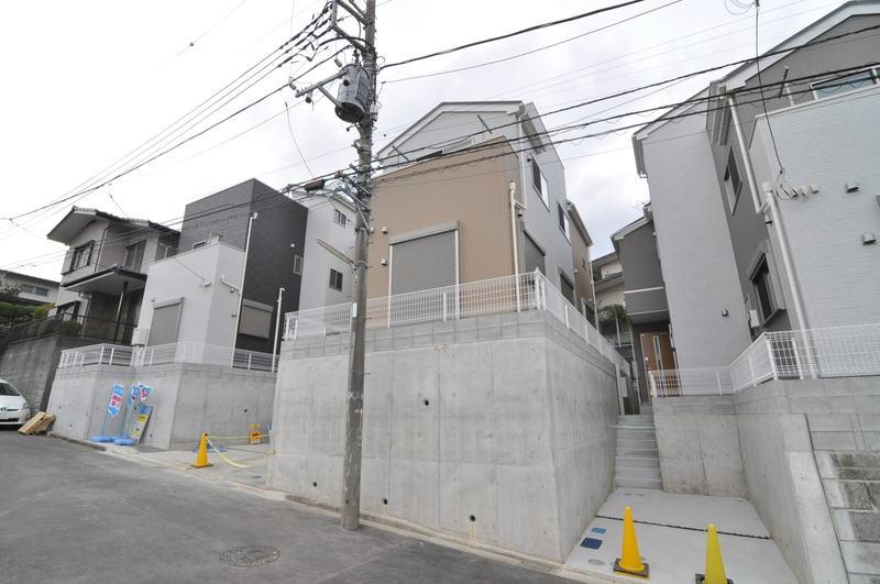 Local appearance photo