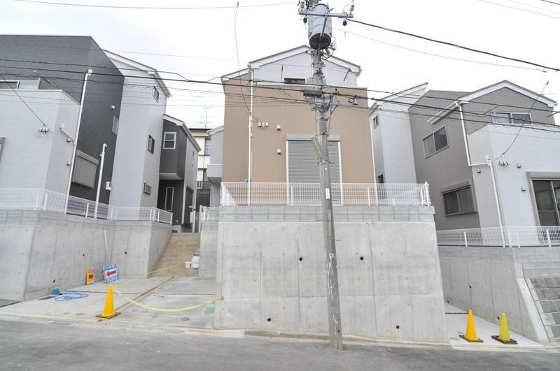 Local appearance photo