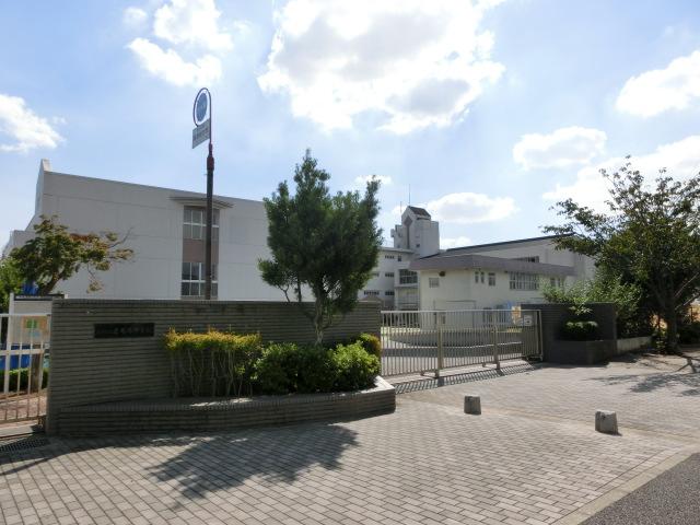 Junior high school. Yokohama Tateiwa Ihara until junior high school 520m