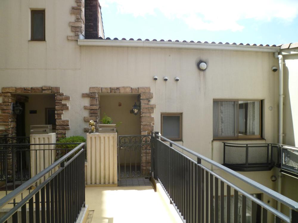 Other common areas. Entrance porch. No room on the upper floor.