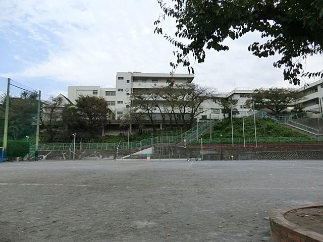 Other local. Yokohama Municipal folding screen Ura Elementary School
