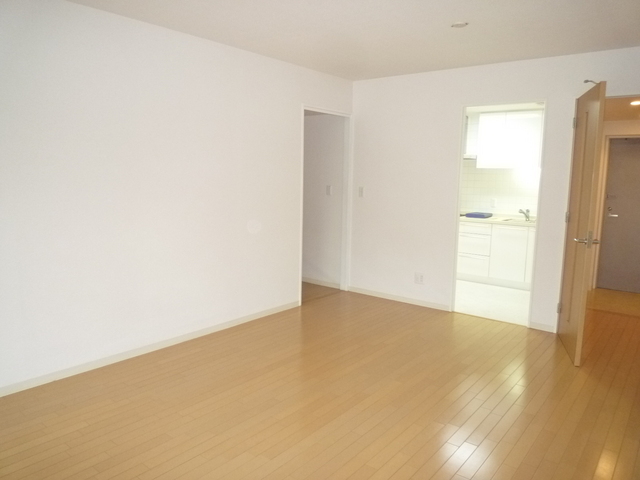 Other room space. Spacious living 12 Pledge Over