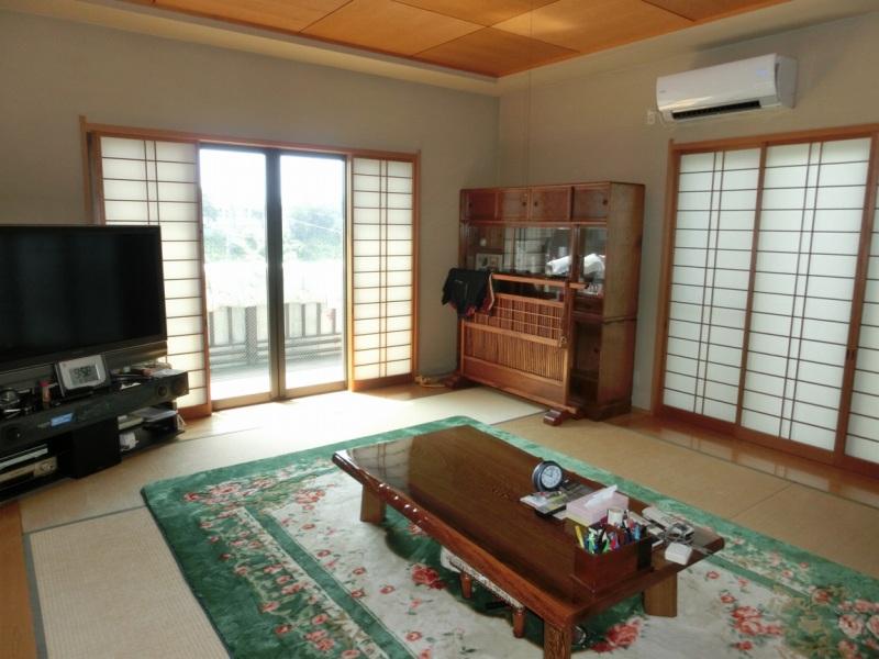 Living. Ideal for Japanese-style 16 tatami family gatherings. 