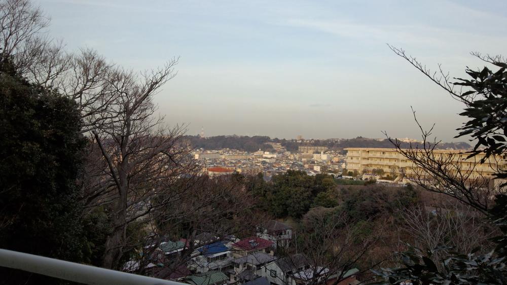 View photos from the dwelling unit. View from local (February 2013) Shooting