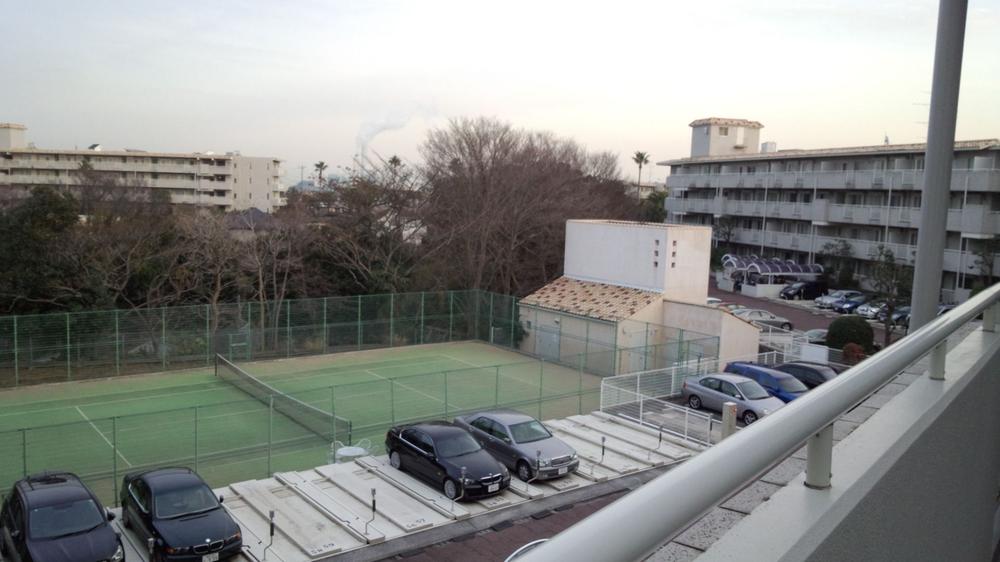 View photos from the dwelling unit. View from local (February 2013) Shooting