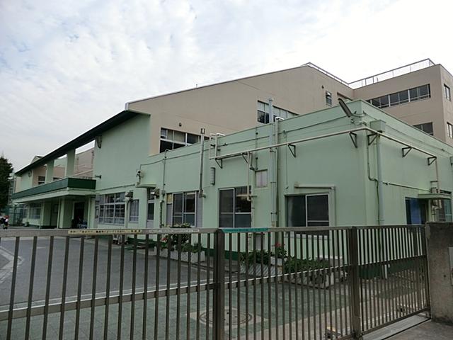 Primary school. Isogo until elementary school 270m