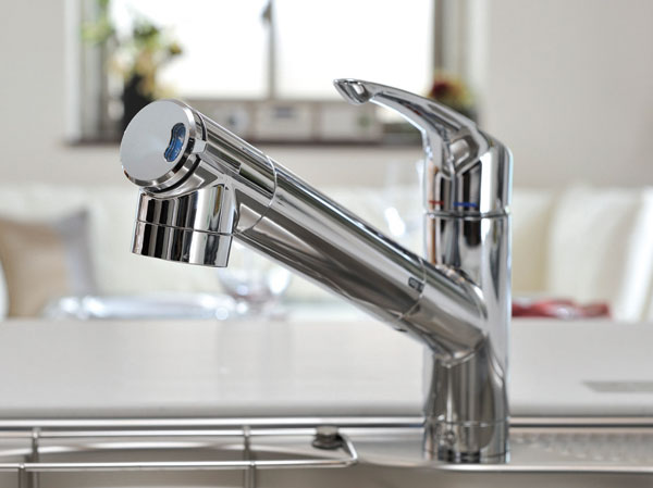 Kitchen.  [Water purifier integrated shower faucet] Switching to water purification and shower, Easy operation of only rotate the lever of the head portion to the left and right. Also, You can use pull out the head, Sink of cleaning is also easier.