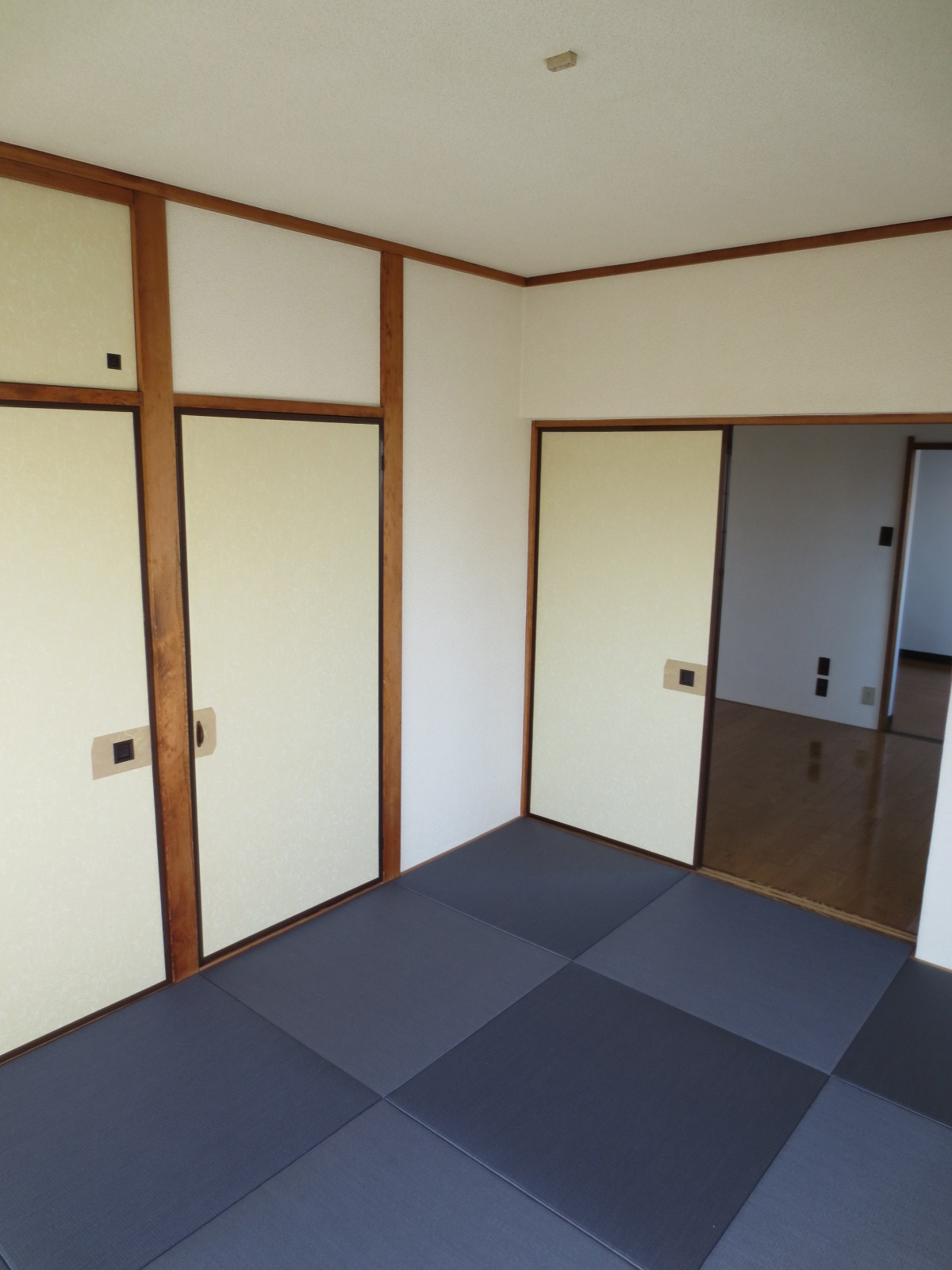 Living and room