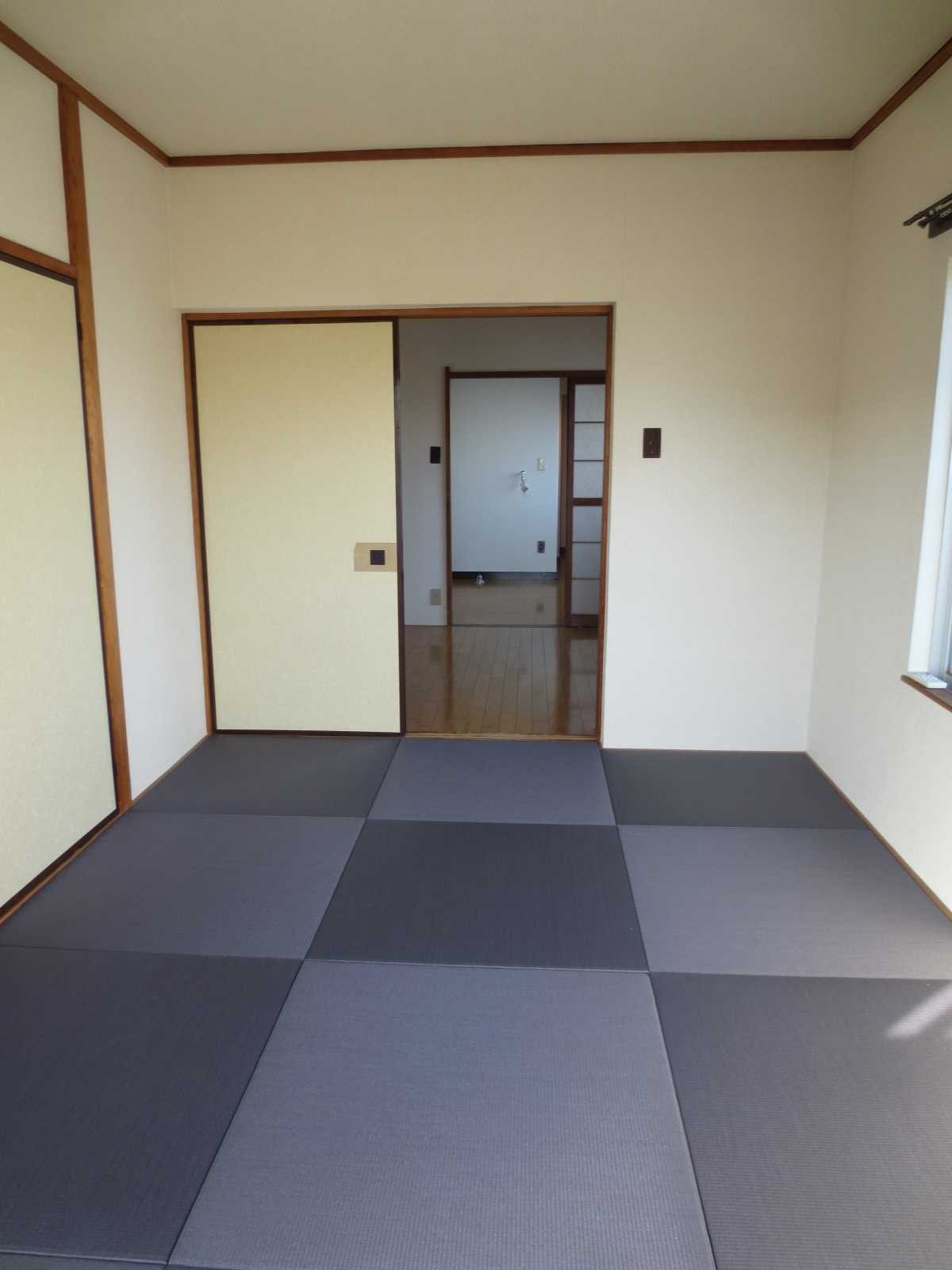Living and room