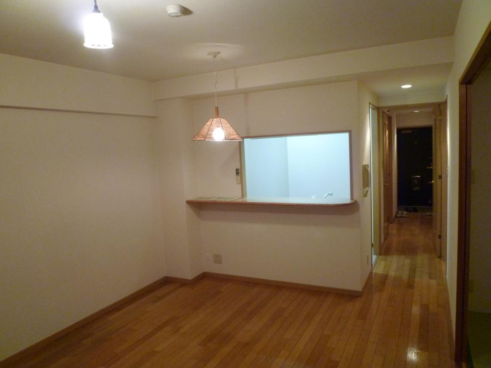 Living. LD (the same apartment in the LD)