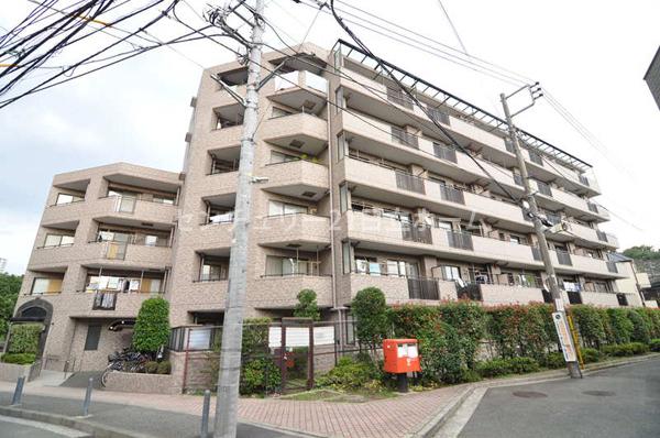 Local appearance photo. local