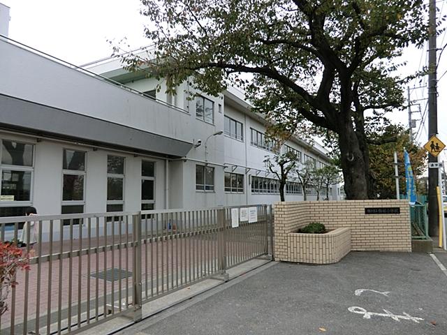 Primary school. 700m to Yokohama Municipal Bairin Elementary School