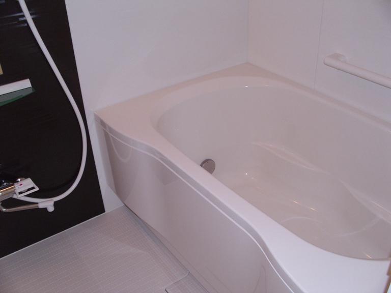 Bathroom. Indoor (11 May 2013) Shooting