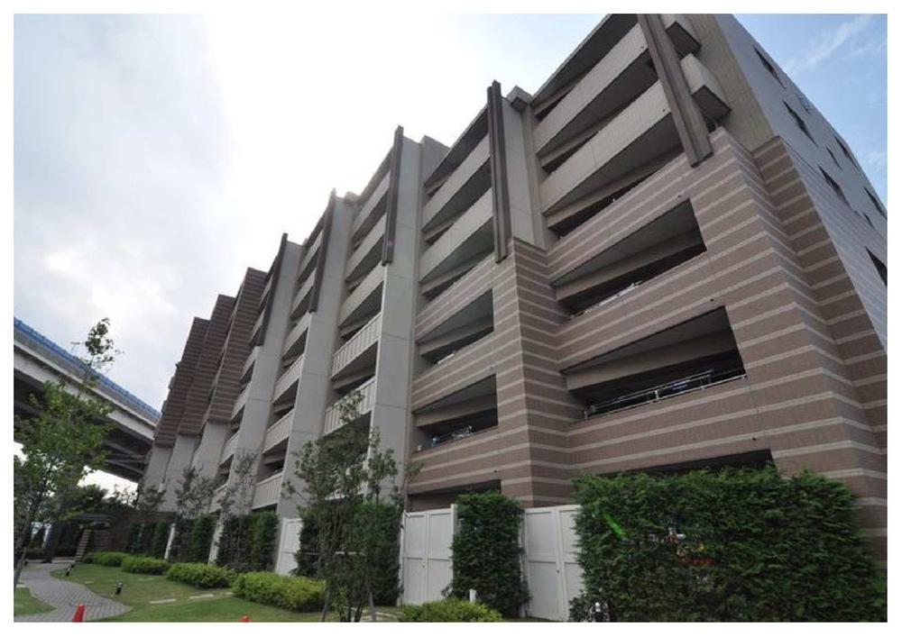 Local appearance photo. Local (12 May 2013) Shooting