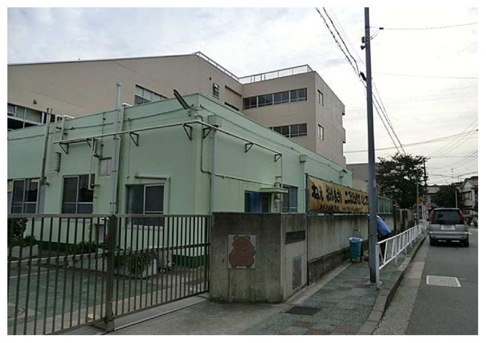 Primary school. 589m to Yokohama Municipal Isogo Elementary School