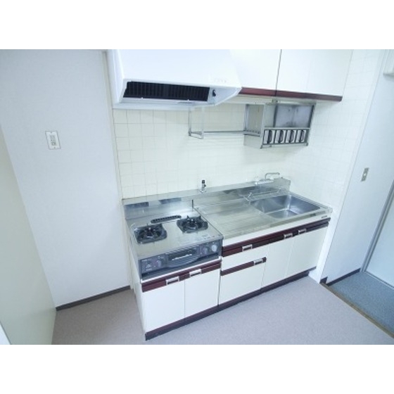 Yokohama, Kanagawa Prefecture Isogo-ku, Higashi