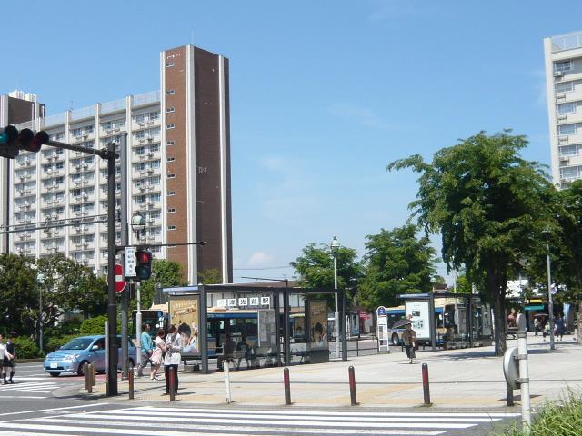 station. Until Yokodai 1350m